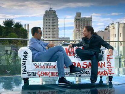 Risto Mejide, entrevistando a Pablo Iglesias en 'Viajando con Chester'.