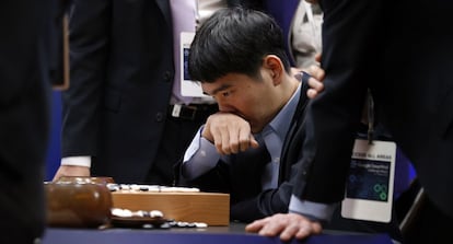 Lee Sedol, the South Korean GO champion, focused on the board after losing the last game of the tournament against DeepMind's 'AlphaGo' program, which defeated him 4-1.