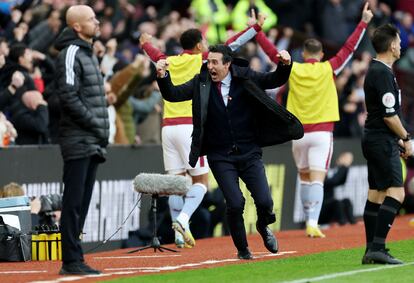 Unai Emery celebra uno de los goles del Aston Villa ante el Manchester United este domingo.