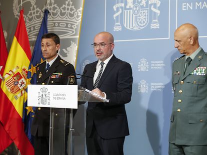 El jefe superior de Policía de Madrid, Manuel Soto, el delegado del Gobierno en Madrid, Francisco Martín, y el general jefe de la Zona de Madrid de la Guardia Civil, José Antonio Berrocal, durante la rueda de prensa.