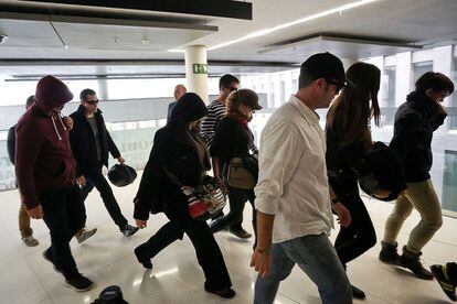 Los 'mossos' acusados por la muerte de Benítez acudieron a declarar, en noviembre de 2013, camuflados y escoltados por otros compañeros.