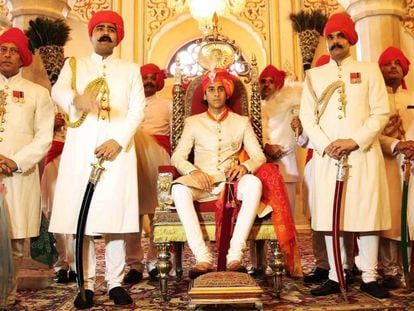 El maharaj&aacute; de Jaipur, Sawai Padmanabh Singh, durante los actos de celebraci&oacute;n de su dieciocho cumplea&ntilde;os en julio de 2016. in Jaipur, India. 