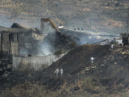 Incendio en la planta de residuos de Chiloeches (Guadalajara), en agosto de 2016.