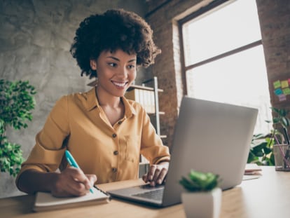 Especialízate en una profesión demandada con este máster oficial de Marketing Digital