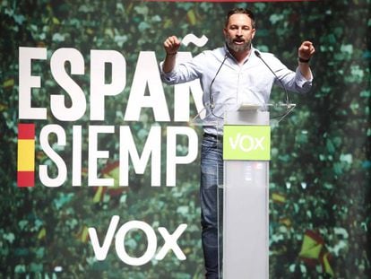 El líder de Vox, Santiago Abascal, en un mitin en Vigo, el pasado jueves.