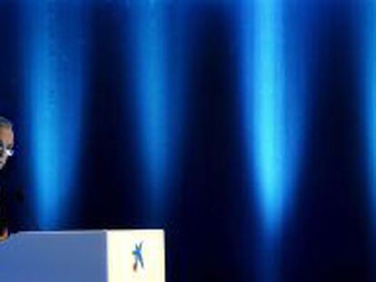 El presidente de CaixaBank, Isidre Fain&eacute;, durante su intervenci&oacute;n en el acto de presentaci&oacute;n de resultados de la entidad en el ejercicio 2012. EFE/Archivo