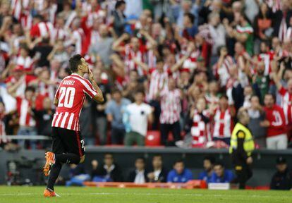 Aduriz celebra el segundo gol del Athletic.