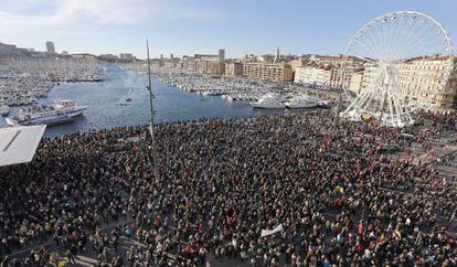 Marcha en Marsella en memoria de las v&iacute;ctimas del terrorismo.