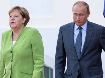Angela Merkel y Vladímir Putin, este sábado en Alemania.