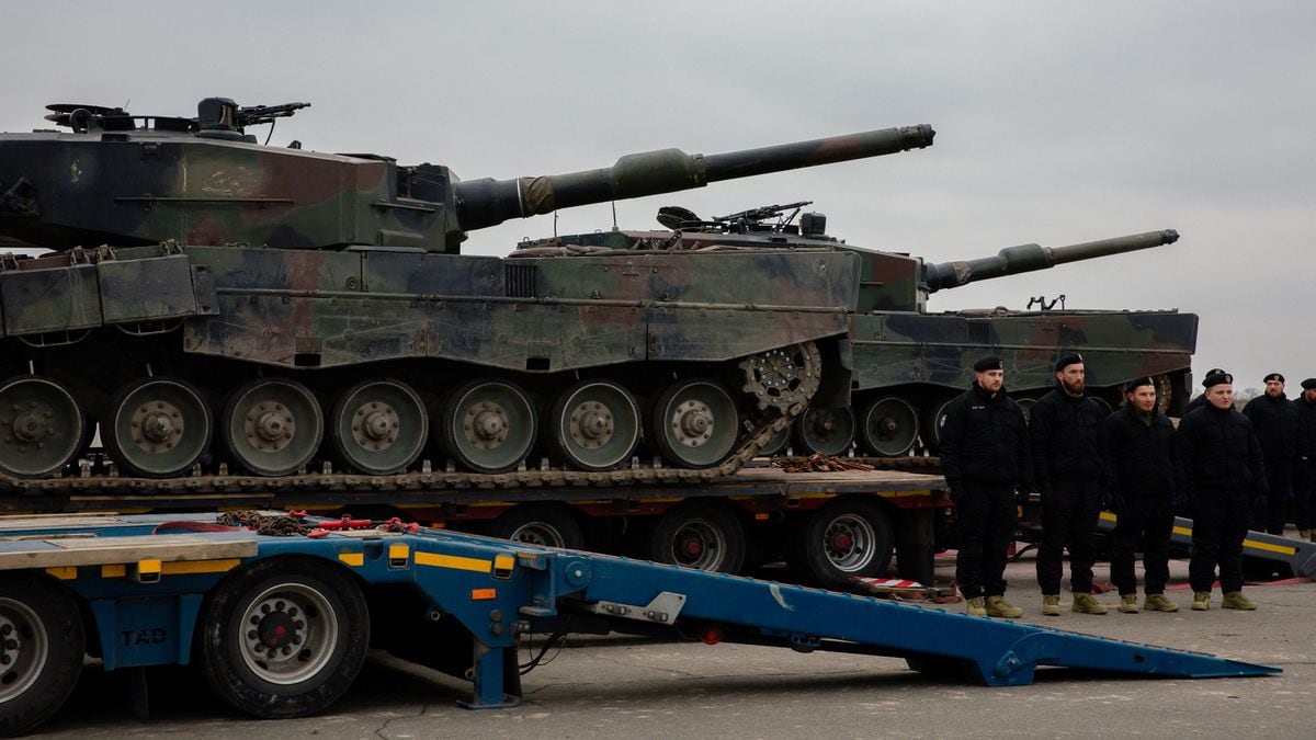Un año de apoyo militar europeo a Ucrania: el secretismo marca los envíos de armas a Kiev | Internacional | EL PAÍS