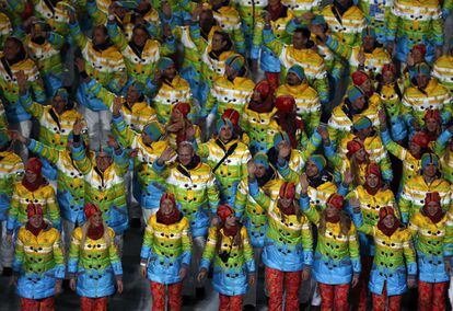 Miembros de la delegación alemana durante el desfile.