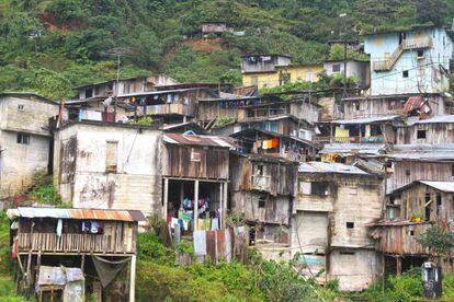 Nambija es una población es flotante y sus pobres vecinos van y vienen según el trabajo que hay en las minas.