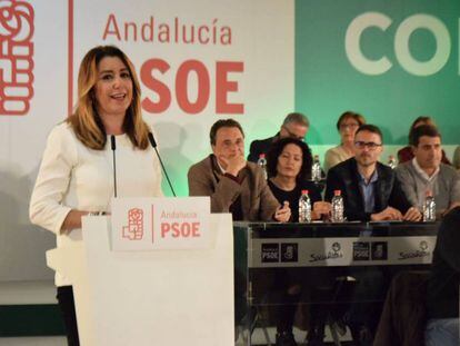 Díaz apela a un PSOE unido para frenar a la derecha en las municipales