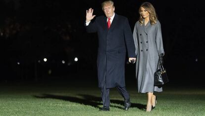 Donald Trump y su esposa Melania llegan a la Casa Blanca el de 11 de noviembre, tras asistir en París a los eventos por el 100 centenario de la I Guerra Mundial