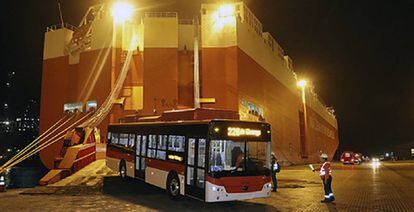 200 autobuses eléctricos desembarcaron en Chile.