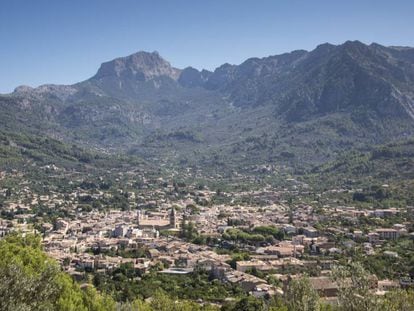 Vista del municipi de Sóller.