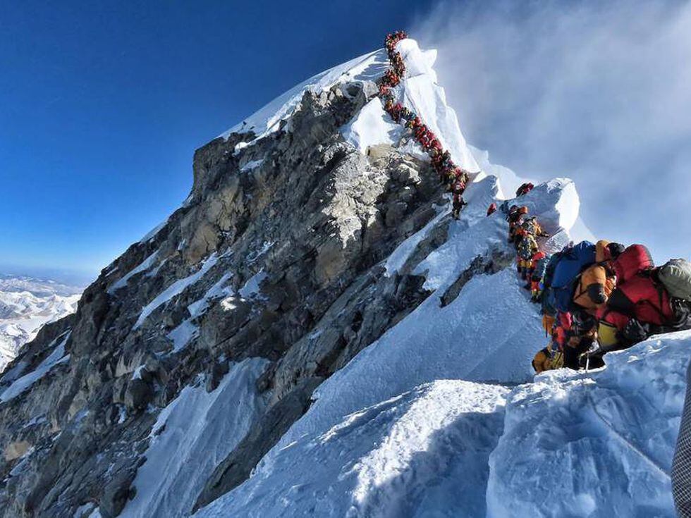 Alpinistas Muertos En El Everest