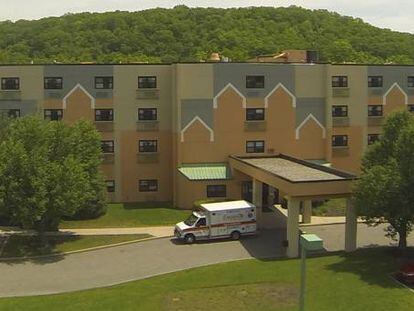 Fachada del centro sanitario Wanaque Center and Rehabilitation en Haskell (Nueva Yersey).