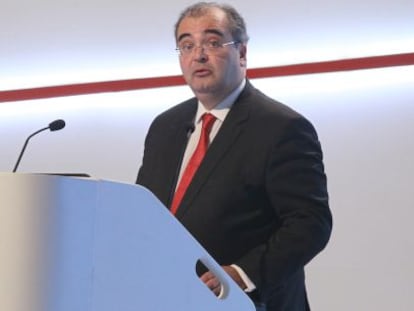 &Aacute;ngel Ron, presidente de Banco Popular.