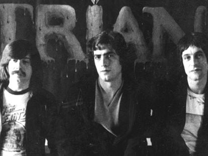Desde la izquierda, Juan José Palacios, 'Tele', batería; Jesús de la Rosa, teclados, voz; y Eduardo J. Rodríguez, guitarra, componentes del grupo Triana, en los setenta.