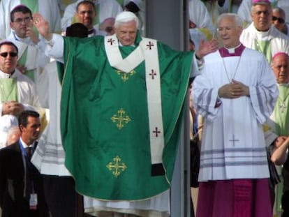 El Papa Benedicto XVI en el V Encuentro Mundial de las Familias celebrado en Valencia en 2006.