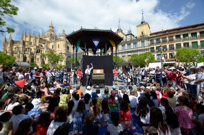 Representación de 'Quacksalver', de la compañía danesa Sofie Krog Teater, estos días en Segovia.