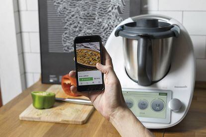 Un novato en la cocina analiza la nueva Thermomix, más digital que nunca |  Transformación Digital | Tecnología | EL PAÍS