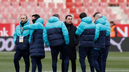 Xavi, en el estadio de Montelivi, antes del Girona-Barça.