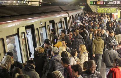 La vaga de Metro va provocar retards de fins a 40 minut el 2 de febrer.