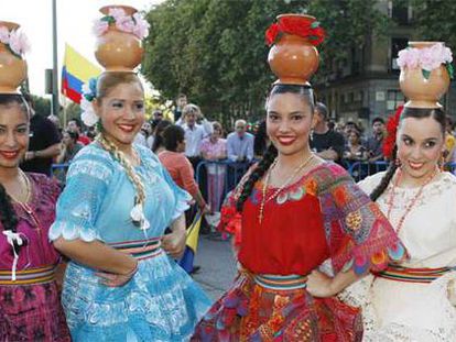 Cientos de personas participan en VivAmérica