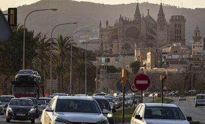 Una carretera en Palma de Mallorca.