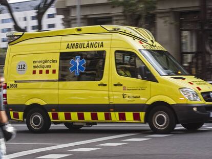 Una ambulància del SEM, en una foto d'arxiu.