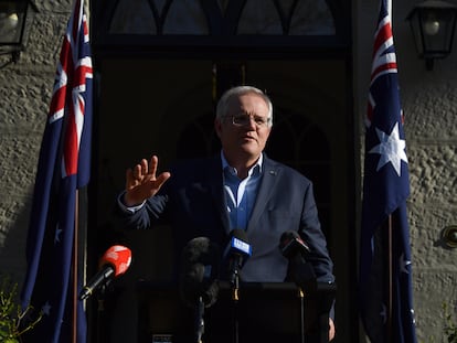 El primer ministro australiano, Scott Morrison, comparece ante la prensa en Sydney, Australia, este domingo.