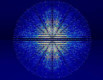 Patrón de difracción de rayos X de una partícula de mimivirus, obtenido antes de que la muestra explote y se convierta en plasma.