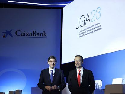 Juan Ignacio Goirigolzarri, presidente de CaixaBank, y Gonzalo Gortázar, consejero delegado.