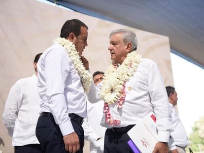 Cuauhtémoc Blanco, durante un acto político con el presidente López Obrador.