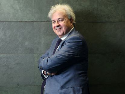 Saker Nusseibeh, consejero delegado de Federated Hermes, en el auditorio Rafel del Pino en Madrid.