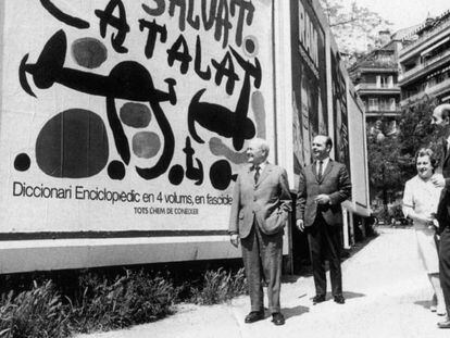 Miró i esposa, Joan Salvat i Vicens, el 1968, quan el 'Salvat Català'.