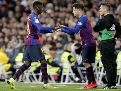 Coutinho substitueix Dembélé en un partit de la temporada passada.