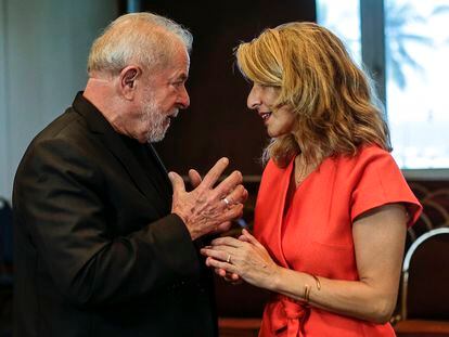 El expresidente brasileño Lula y la vicepresidenta Díaz, este miércoles en el hotel de Río de Janeiro donde se han reunido.