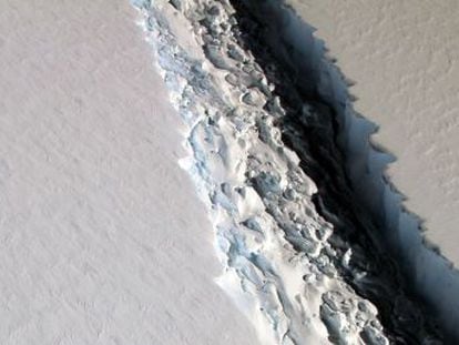 El bloque de hielo antártico se podría fragmentar e ir a la deriva hacia América, según los expertos