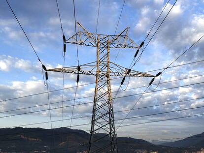 Fin de la tregua de Navidad en el coste de la luz: se dispara de precio el martes