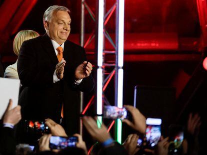 El primer ministro de Hungría, Viktor Orbán, celebra su victoria electoral el pasado domingo.