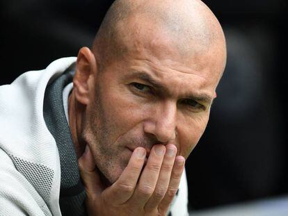 Zidane, durante el partido del Madrid ante el Fenerbahçe.