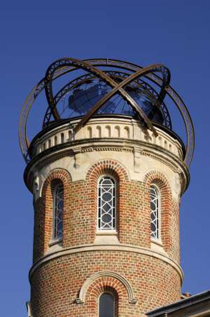 La torre de la casa de Julio Verne en Amiens (Francia).