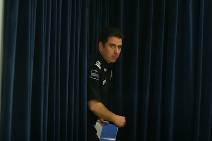 Luis Cárdenas Palomino durante una conferencia de prensa, en 2010.