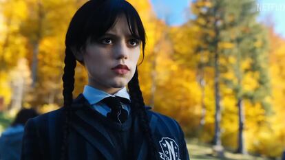 Jenna Ortega interpreta a Wednesday en la serie del mismo nombre.