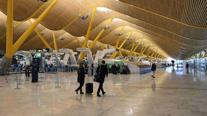 Vista interior del Aeropuerto Adolfo Su&aacute;rez Madrid-Barajas.