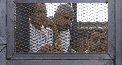 Los periodistas condenados en Egipto Peter Greste, Mohammed Fahmy y Baher Mohamed, en una imagen del 1 de junio de 2014.