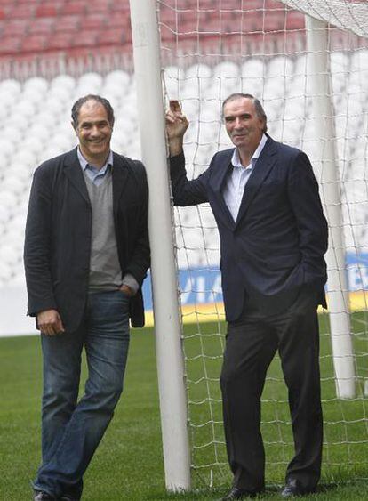 Andoni Zubizarreta y José Ángel Iribar, en San Mamés el pasado martes.